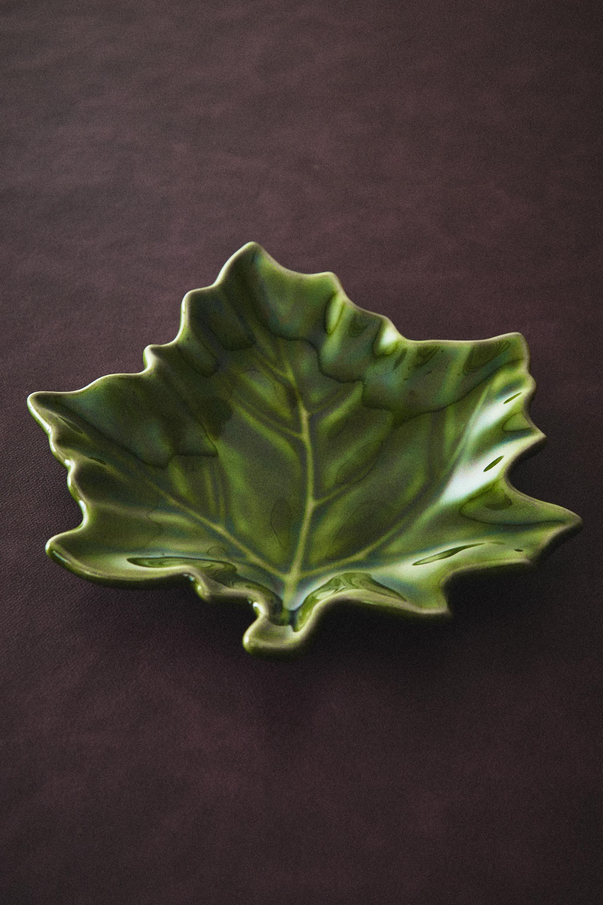 STONEWARE MINI LEAF PLATE